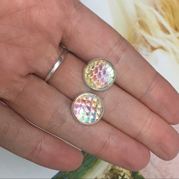 Jewelry - Handmade clear holographic mermaid scale studs